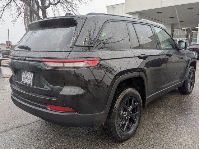 new 2025 Jeep Grand Cherokee car, priced at $38,971