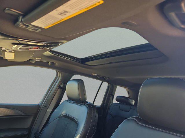 new 2025 Jeep Grand Cherokee car, priced at $42,612