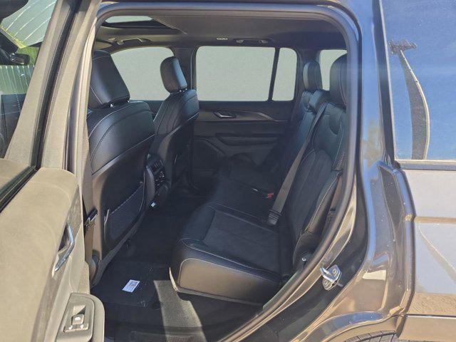 new 2025 Jeep Grand Cherokee car, priced at $42,612