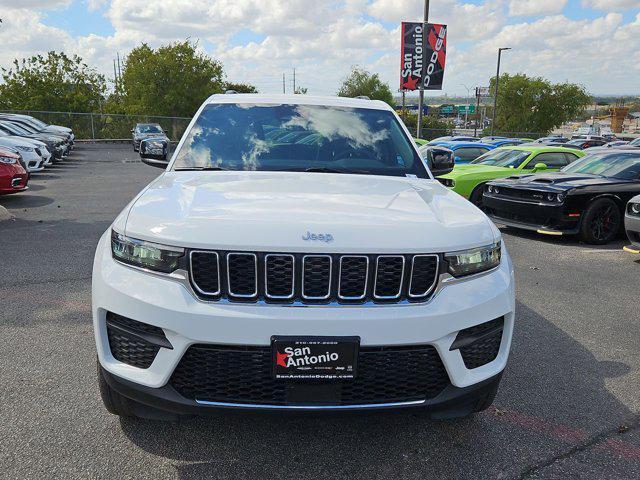 new 2025 Jeep Grand Cherokee car, priced at $36,970