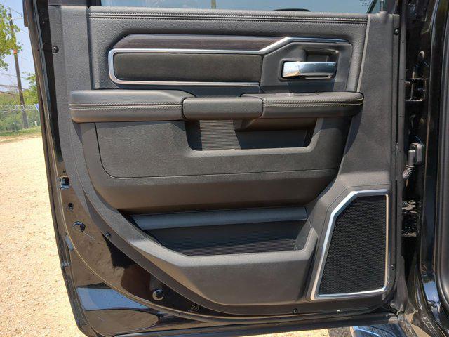 new 2025 Ram 2500 car, priced at $77,414