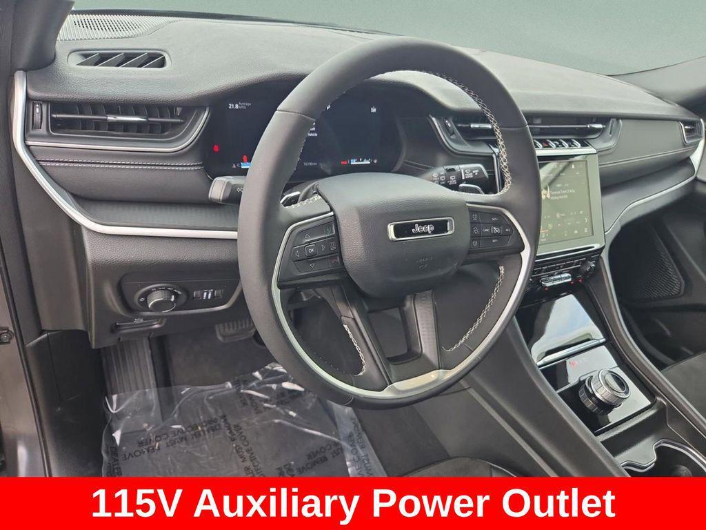 used 2024 Jeep Grand Cherokee car, priced at $30,515
