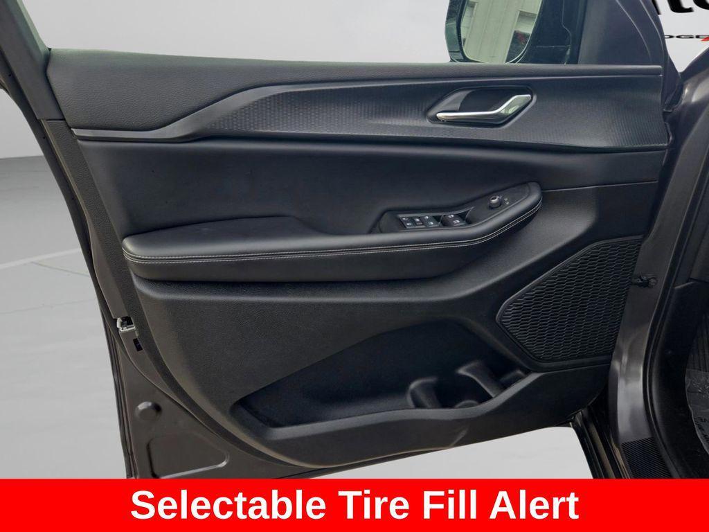 used 2024 Jeep Grand Cherokee car, priced at $30,515