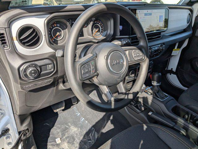 new 2025 Jeep Gladiator car, priced at $40,912