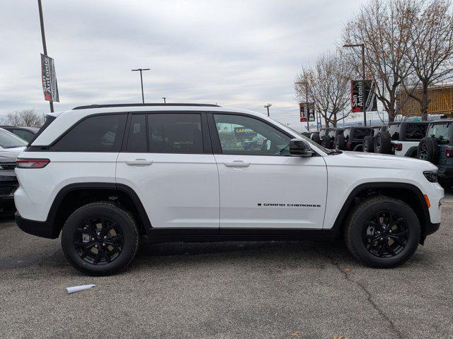 new 2025 Jeep Grand Cherokee car, priced at $38,397