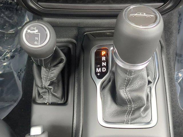 new 2025 Jeep Gladiator car, priced at $39,725