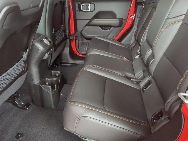 new 2025 Jeep Gladiator car, priced at $43,448