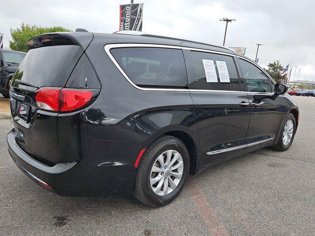 used 2019 Chrysler Pacifica car, priced at $11,000