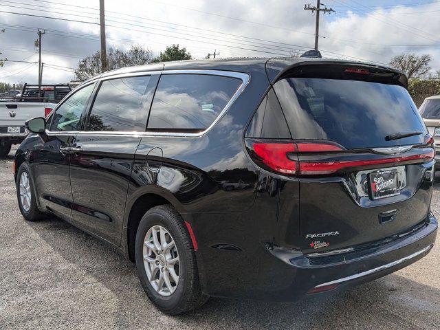 new 2025 Chrysler Pacifica car, priced at $41,971