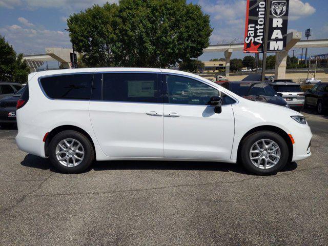 new 2026 Chrysler Pacifica car, priced at $39,987