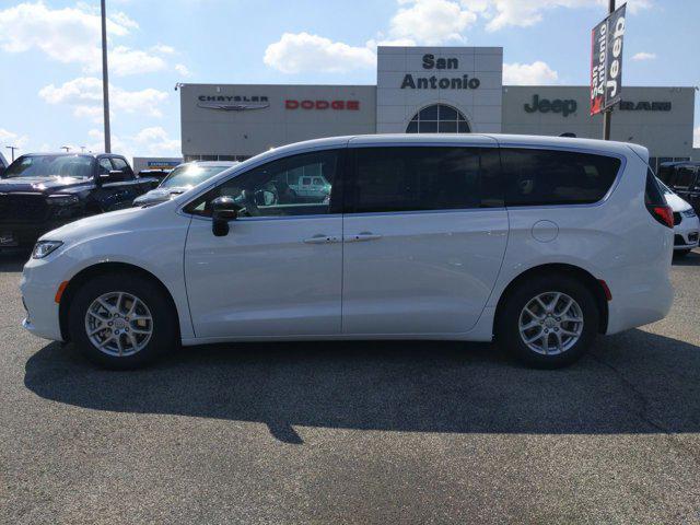 new 2026 Chrysler Pacifica car, priced at $39,987
