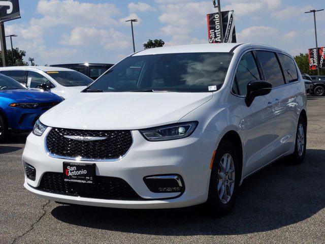new 2026 Chrysler Pacifica car, priced at $39,987