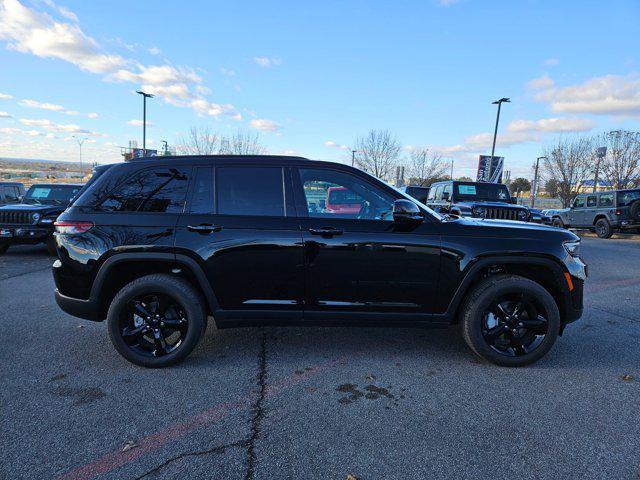 new 2024 Jeep Grand Cherokee car, priced at $46,455