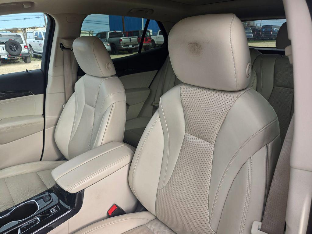 used 2021 Buick Envision car, priced at $24,090