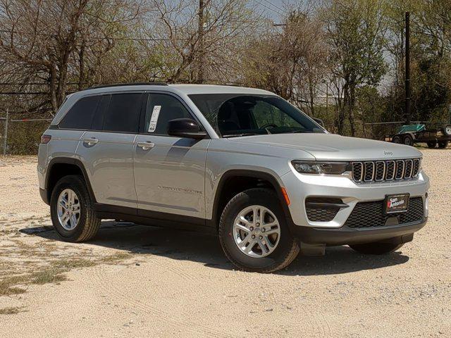new 2025 Jeep Grand Cherokee car, priced at $34,835