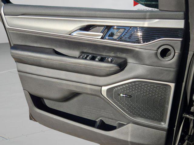 new 2025 Jeep Wagoneer L car, priced at $75,057