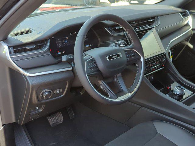 new 2023 Jeep Grand Cherokee car, priced at $45,000