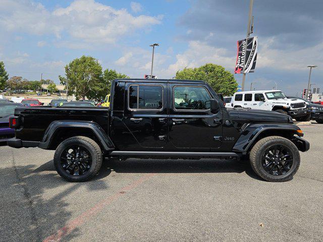 new 2024 Jeep Gladiator car, priced at $38,053