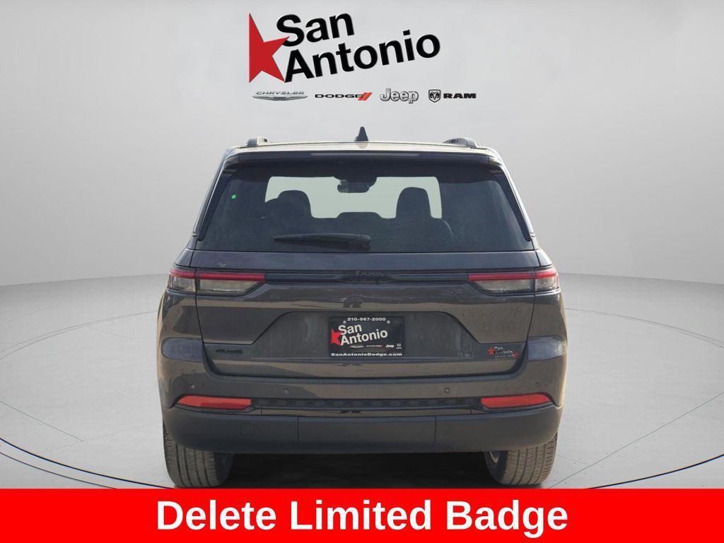 new 2025 Jeep Grand Cherokee car, priced at $46,724