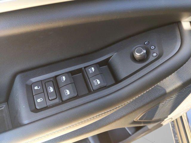 new 2025 Jeep Grand Cherokee car, priced at $41,255
