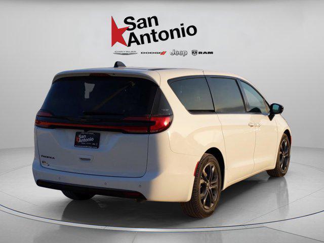 new 2026 Chrysler Pacifica car, priced at $42,187