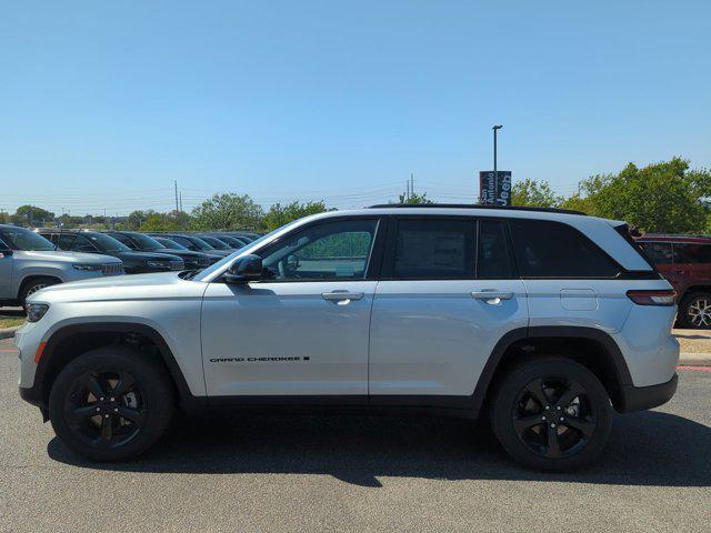 new 2023 Jeep Grand Cherokee car, priced at $43,000