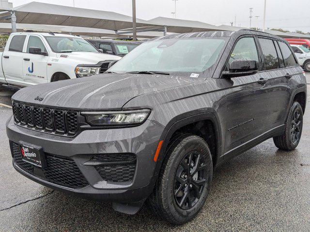 new 2025 Jeep Grand Cherokee car, priced at $40,209