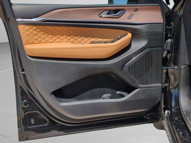 new 2025 Jeep Grand Cherokee car, priced at $54,953