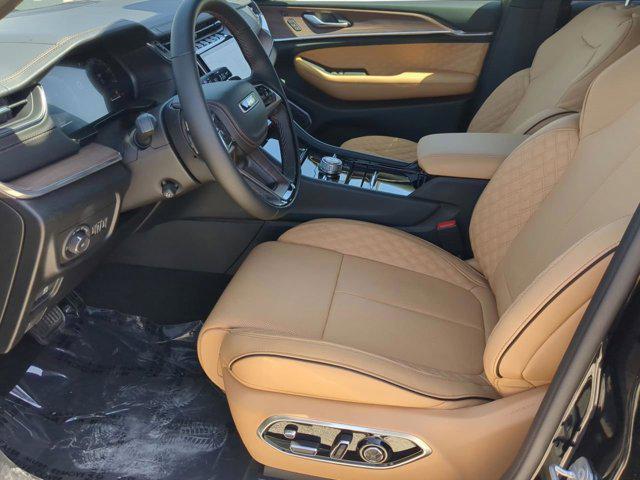 new 2025 Jeep Grand Cherokee car, priced at $54,953