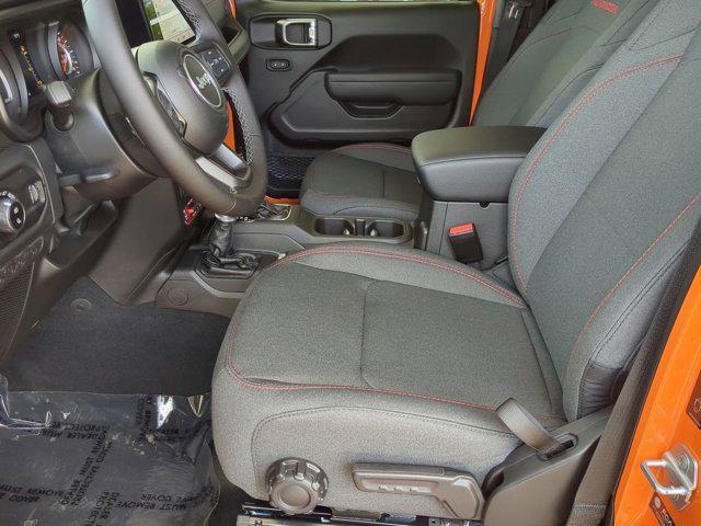 new 2025 Jeep Gladiator car, priced at $48,082