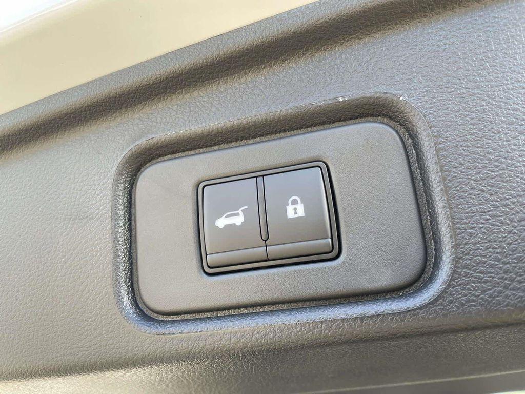 new 2025 Nissan Pathfinder car, priced at $39,548