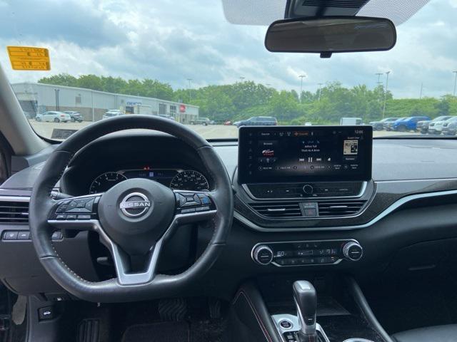used 2023 Nissan Altima car, priced at $25,890