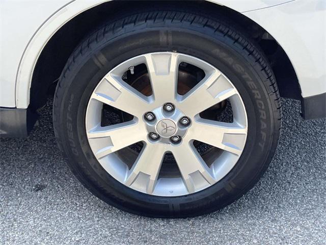 used 2011 Mitsubishi Outlander car, priced at $12,550