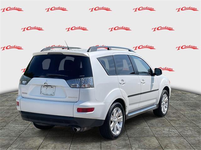 used 2011 Mitsubishi Outlander car, priced at $12,550