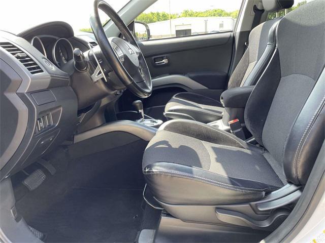 used 2011 Mitsubishi Outlander car, priced at $12,550