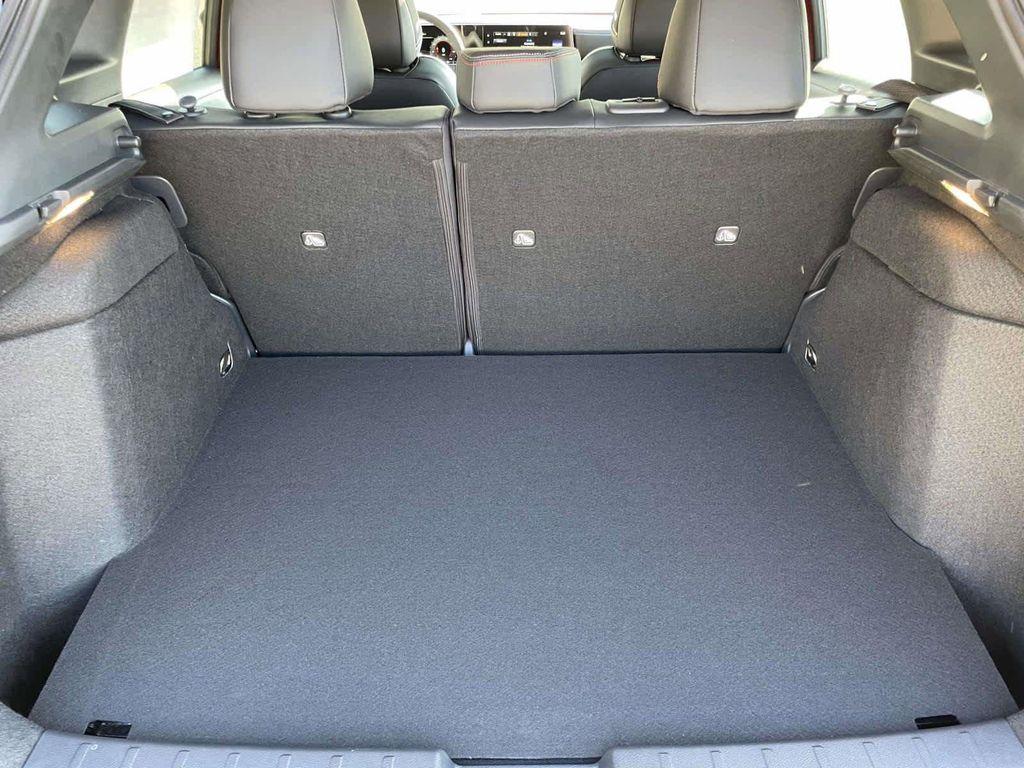 new 2025 Nissan Kicks car, priced at $31,281