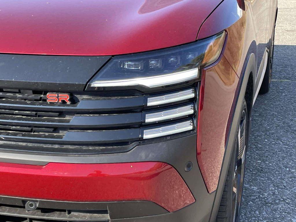 new 2025 Nissan Kicks car, priced at $31,281