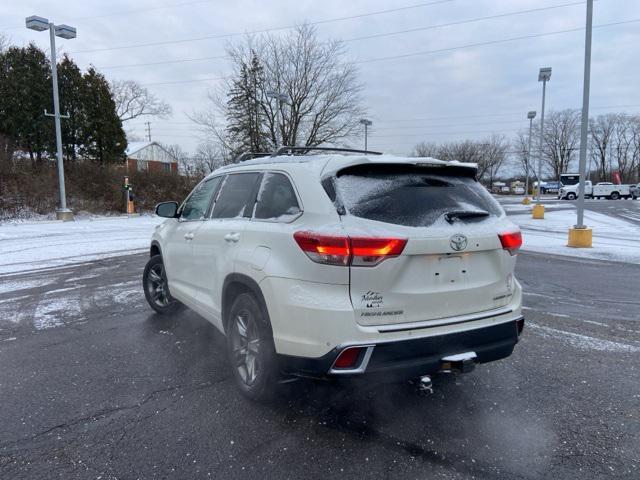 used 2018 Toyota Highlander car, priced at $18,926