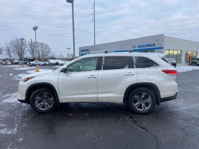 used 2018 Toyota Highlander car, priced at $18,926