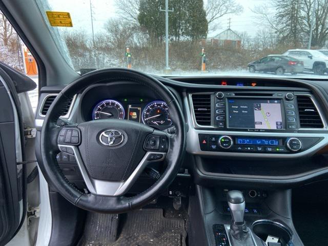 used 2018 Toyota Highlander car, priced at $18,926