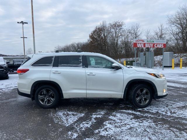 used 2018 Toyota Highlander car, priced at $18,926