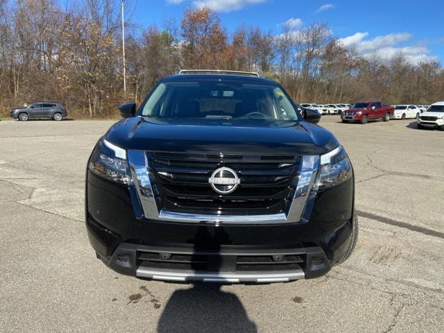 new 2025 Nissan Pathfinder car, priced at $54,515