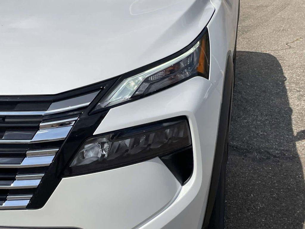 new 2026 Nissan Rogue car, priced at $33,153