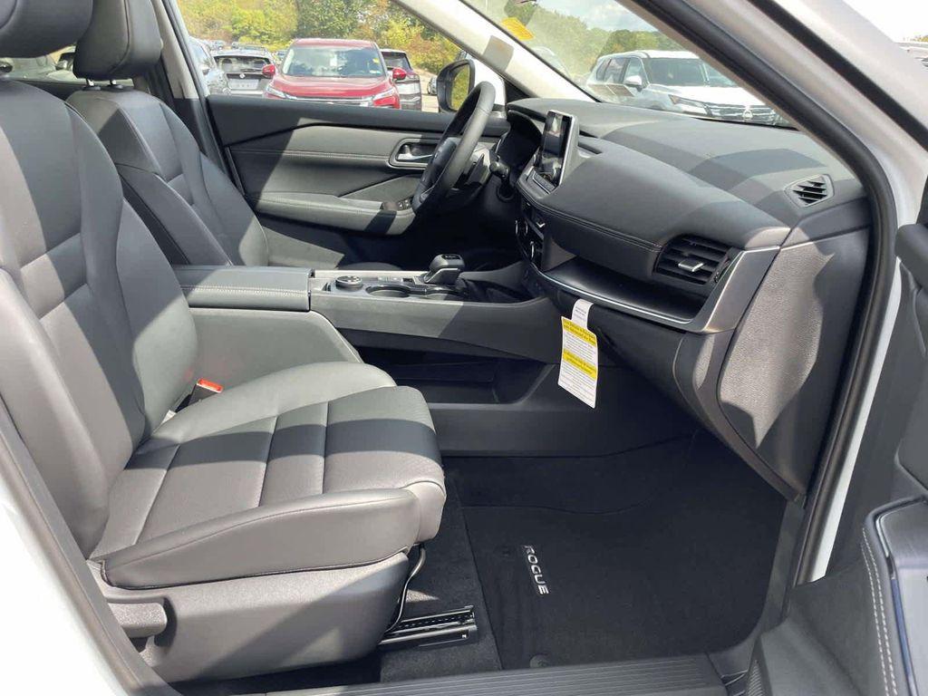 new 2026 Nissan Rogue car, priced at $33,153