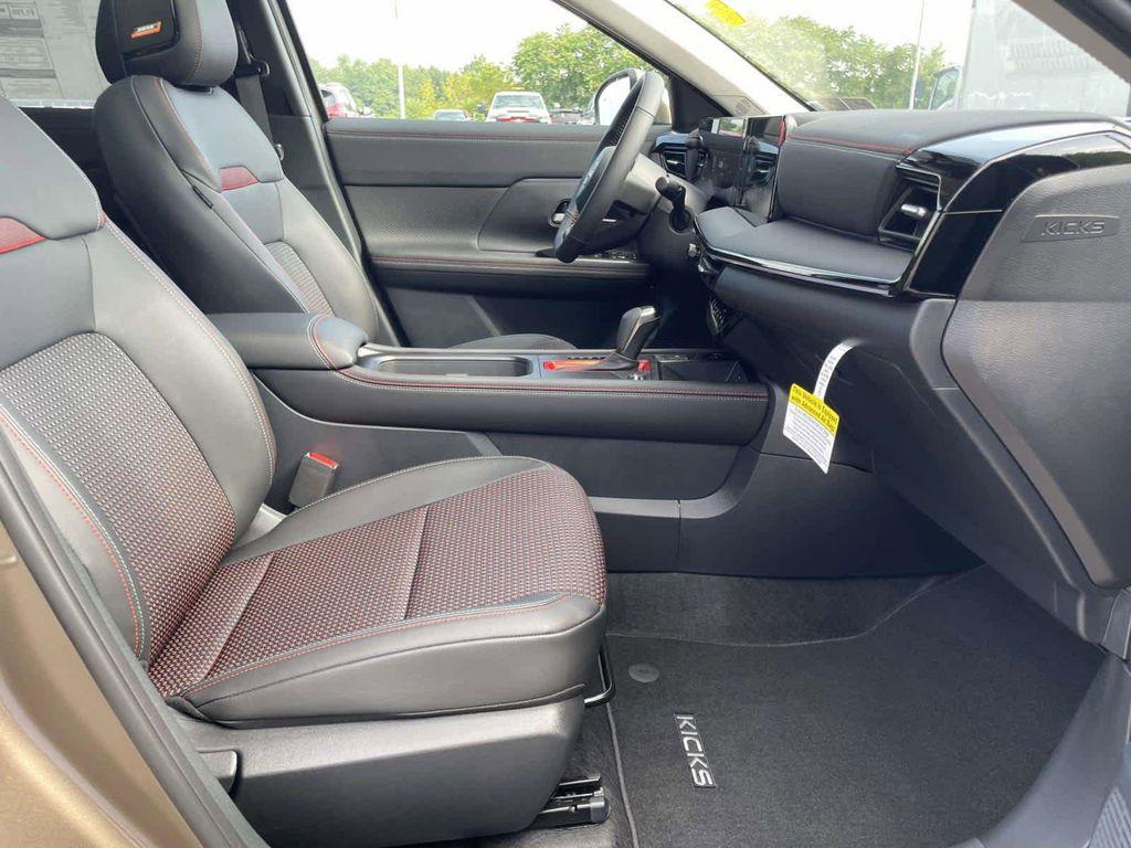 new 2025 Nissan Kicks car, priced at $31,564