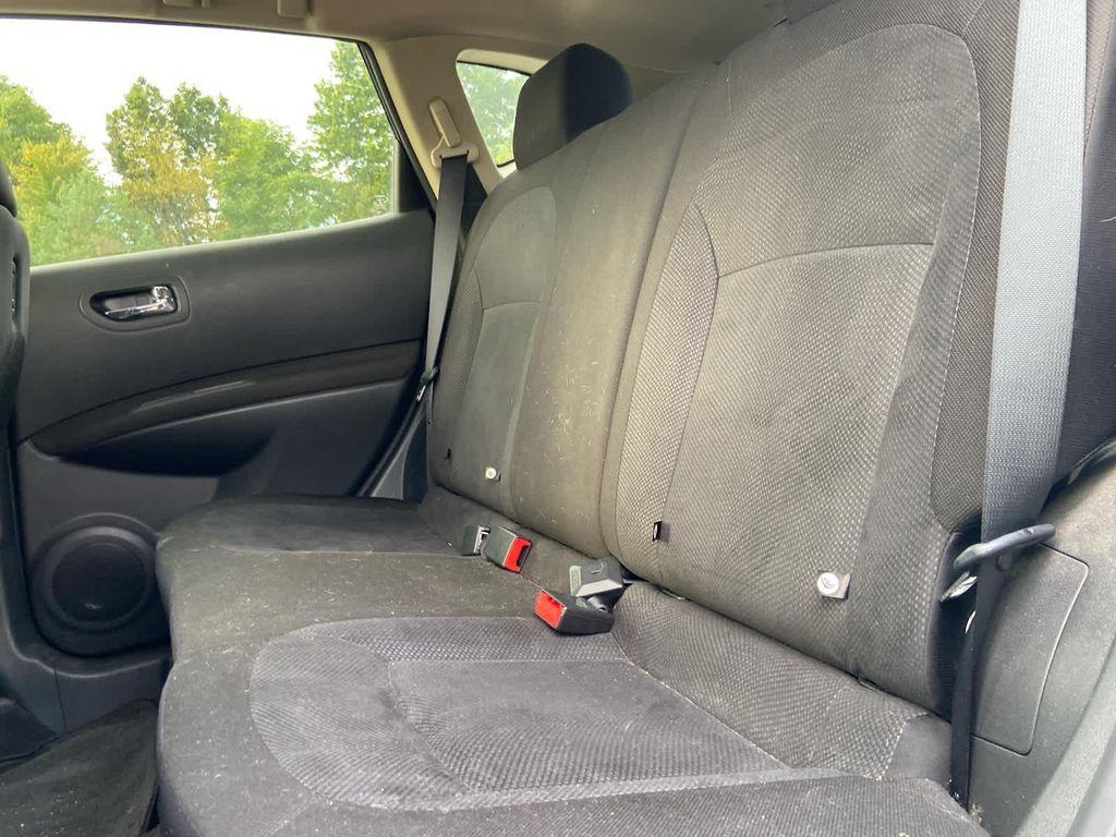 used 2015 Nissan Rogue Select car, priced at $8,000