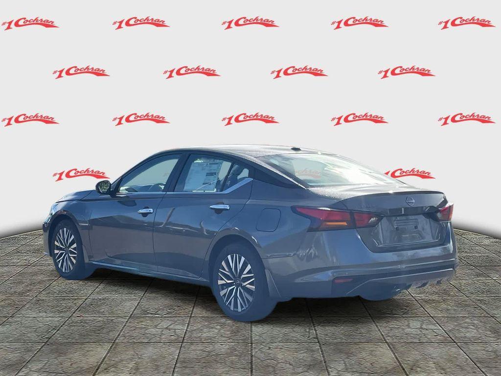 new 2025 Nissan Altima car, priced at $27,572