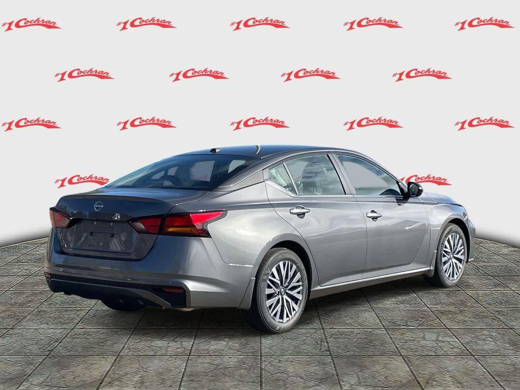 new 2025 Nissan Altima car, priced at $27,572