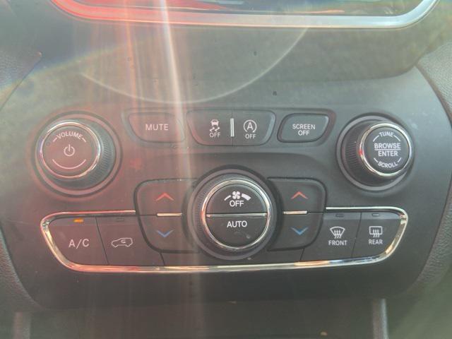 used 2021 Jeep Cherokee car
