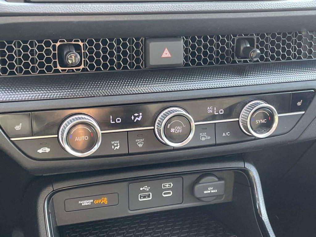 used 2025 Honda CR-V car, priced at $31,980